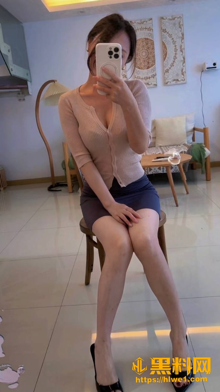 抖音Jenny跪舔