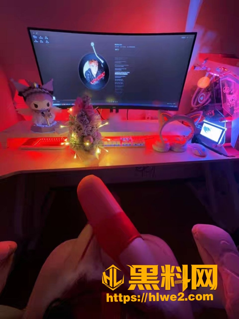 抖音网红芸梵裸舞自慰视频5