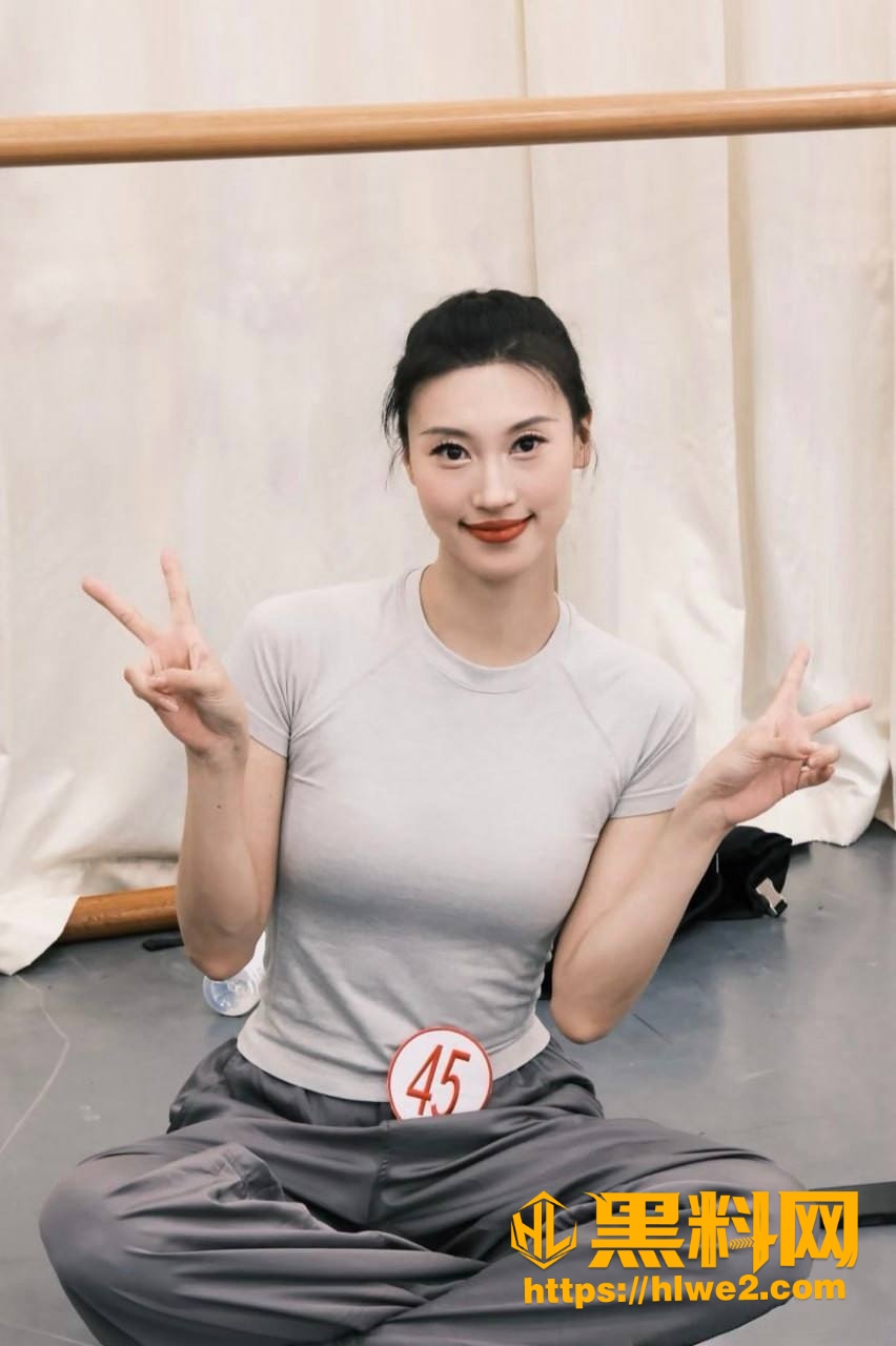 大三学姐真实做爱拍摄3