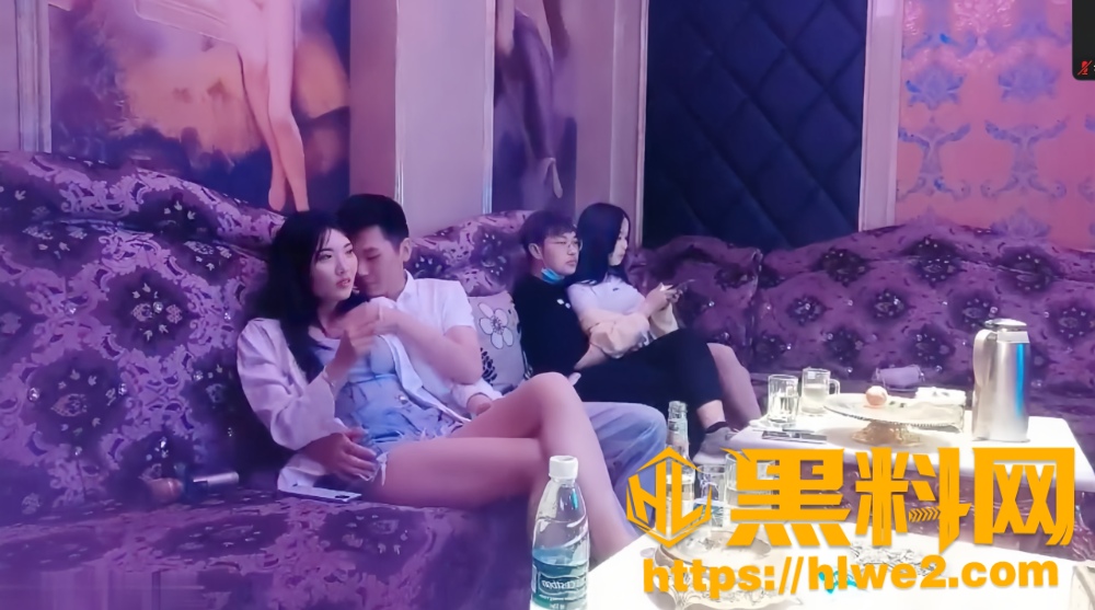歌厅探花成年学妹2