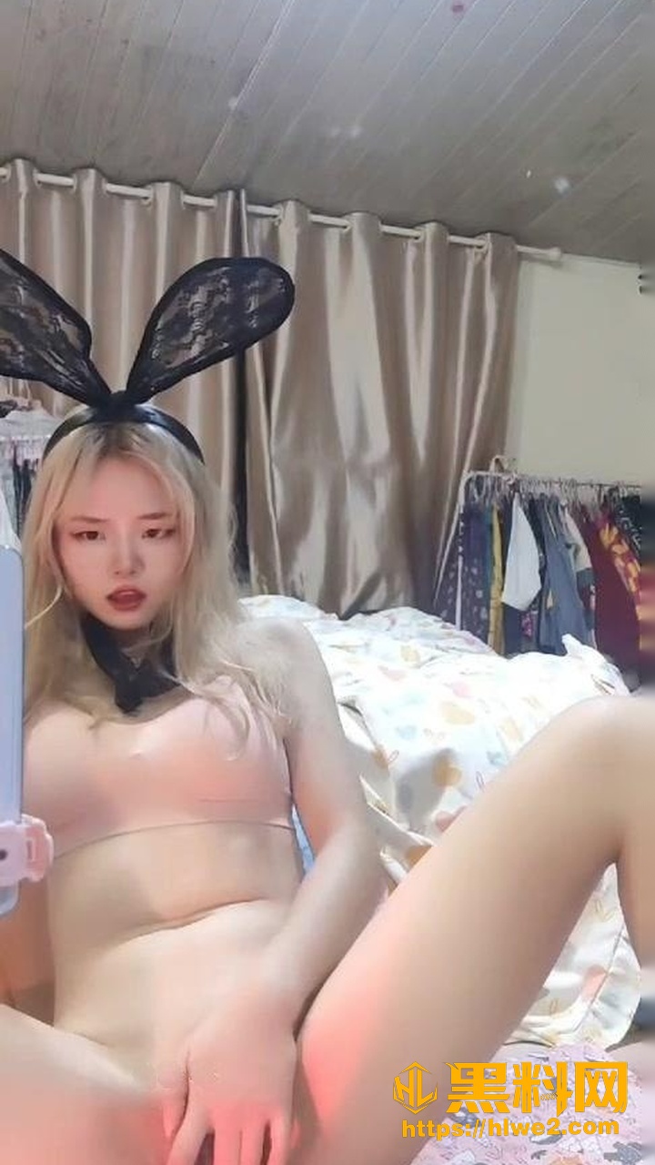 芽芽兔耳cos揉奶视频