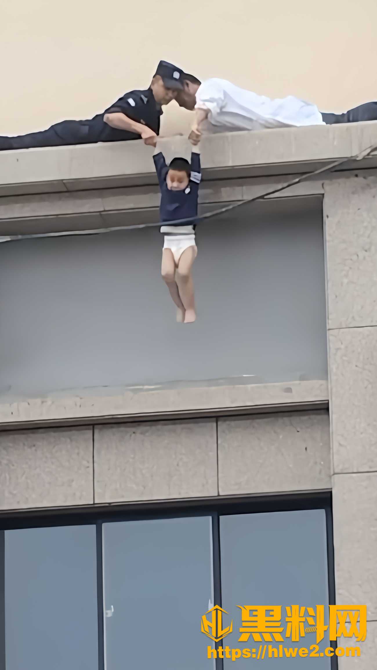 5岁小孩悬空4