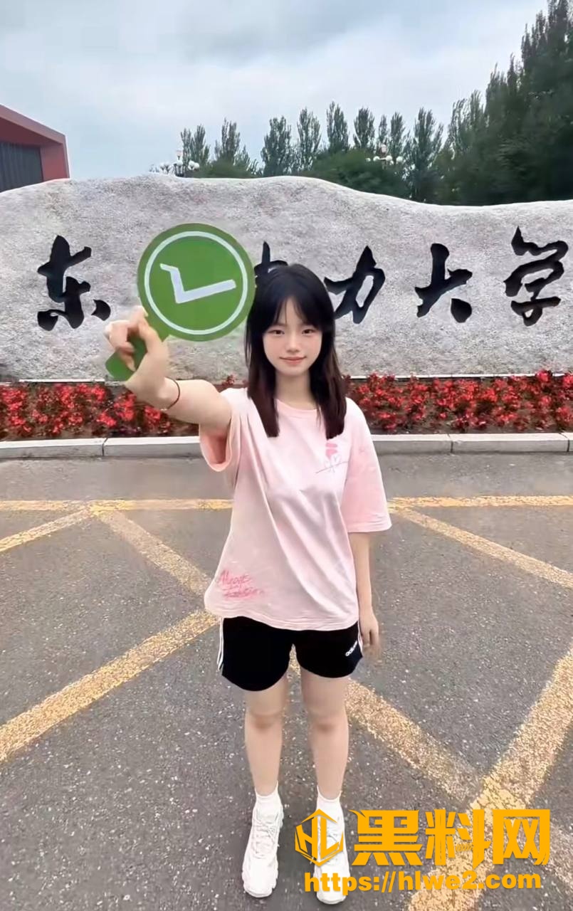 东北电力大学男生进入女生宿舍6