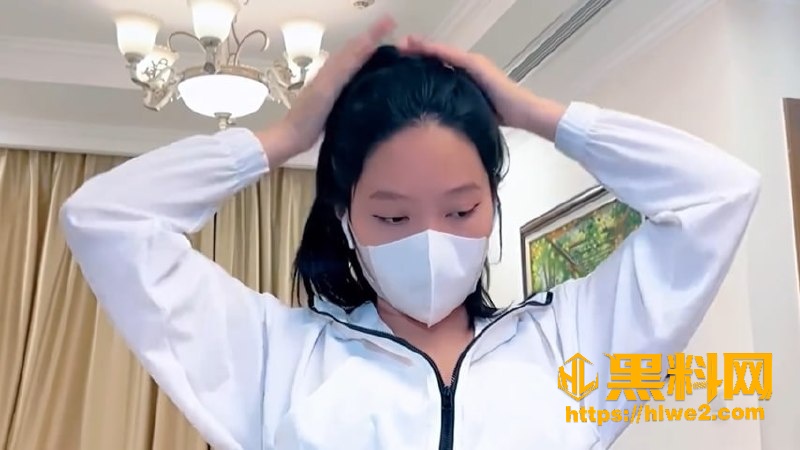 瑜伽裤美女性爱视频