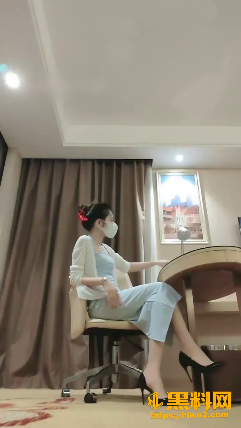 极品御姐女王 鹿允儿1
