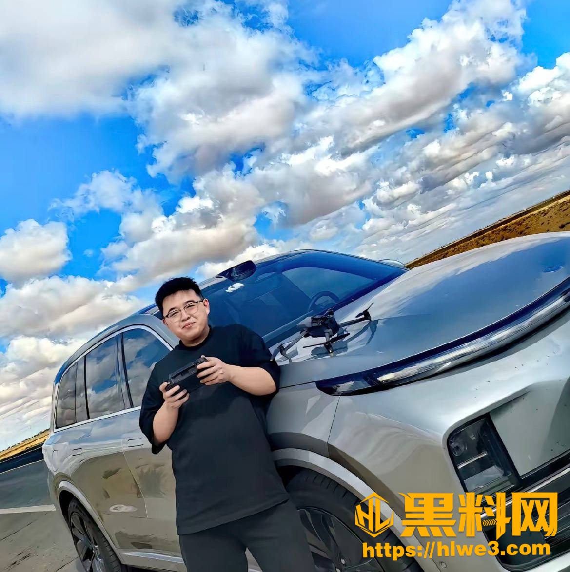 小宋拼缝KTV摸奶3