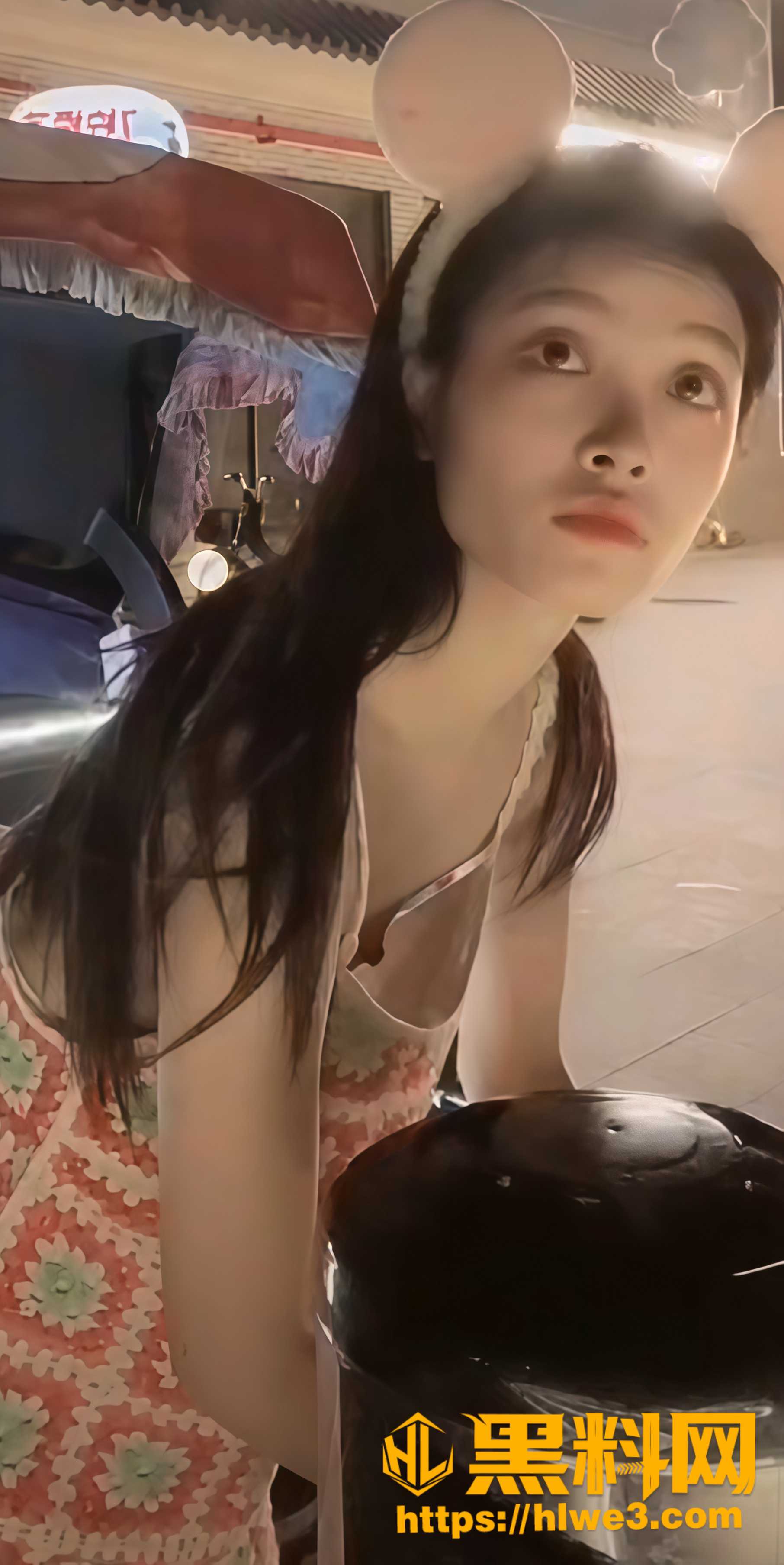 女主播走光瞬间