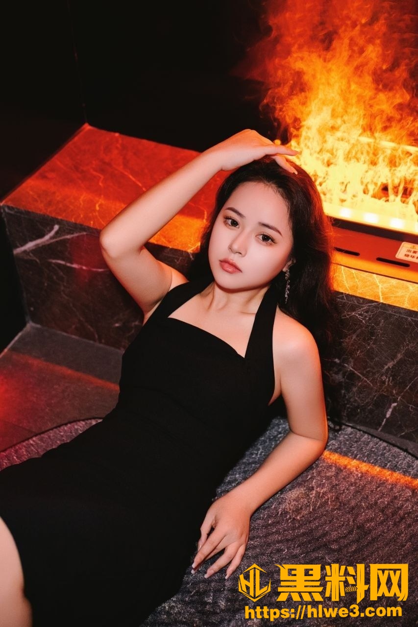 约炮女大学生视频20