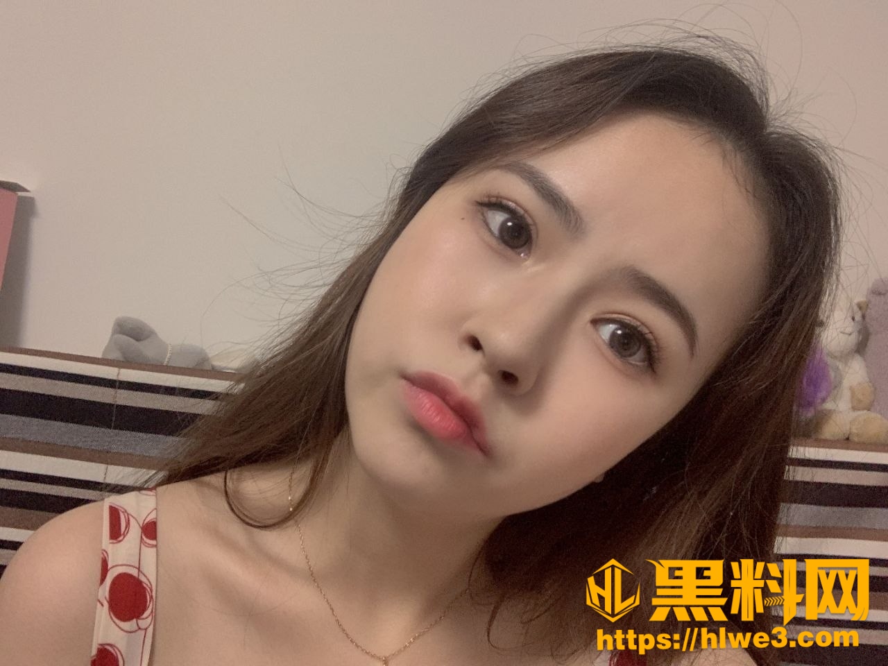 约炮女大学生视频22