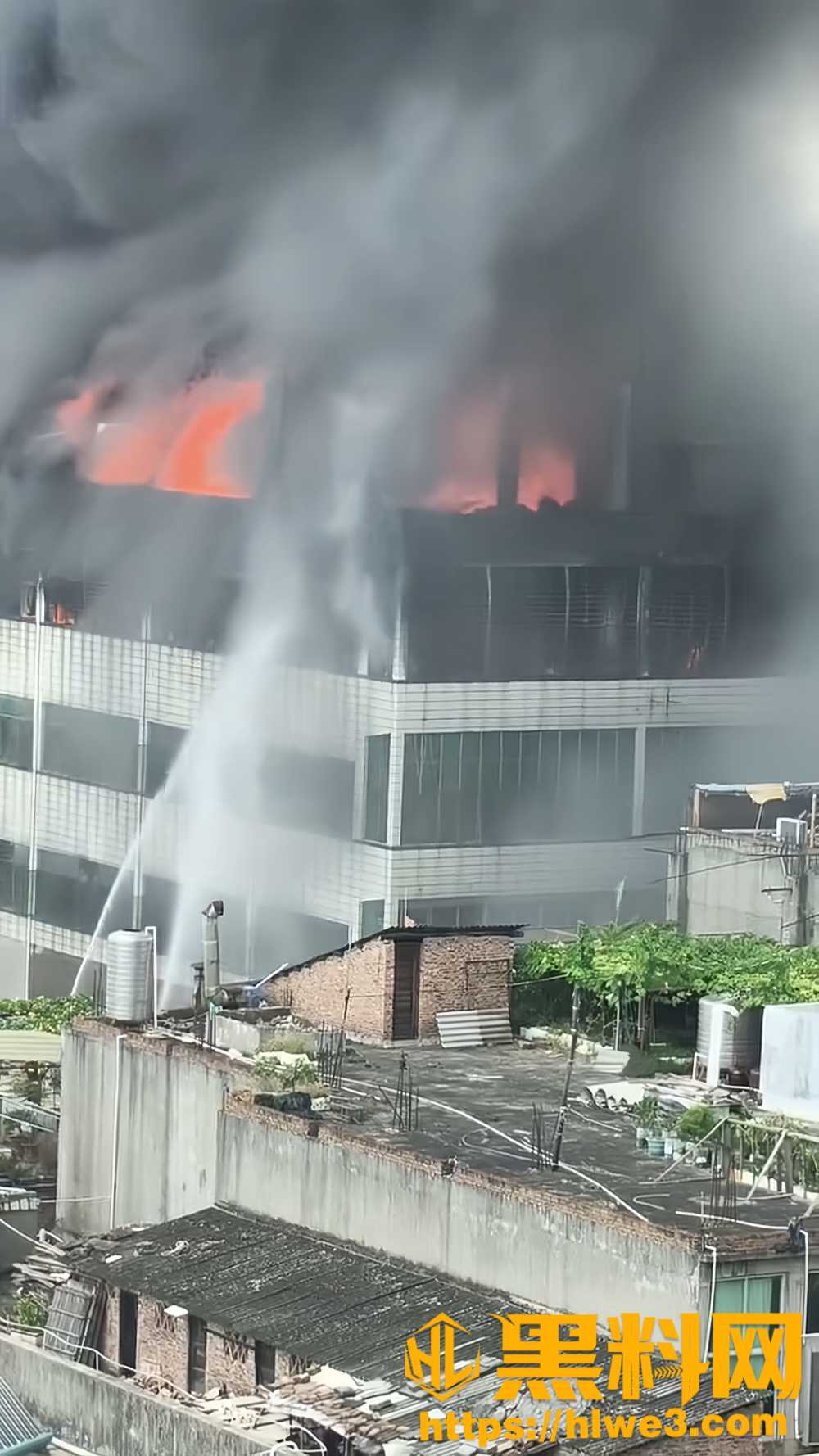 福建泉州特大火灾事故4