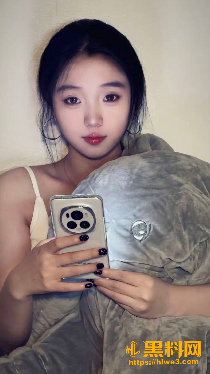 大奶学生妹