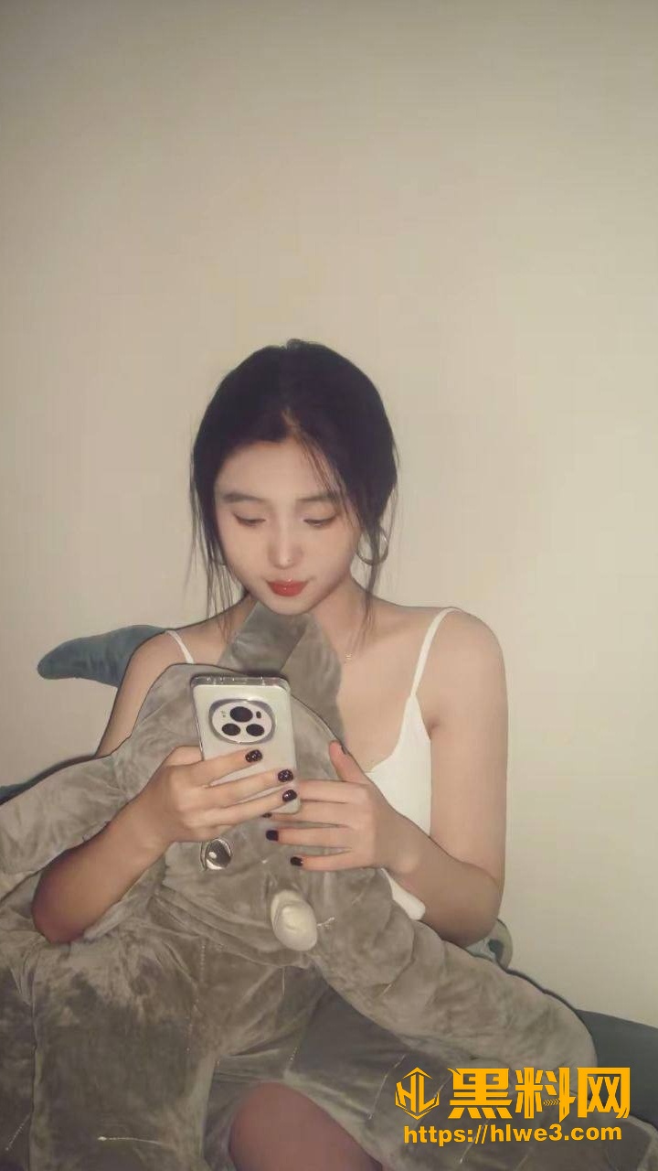 肥美骚逼