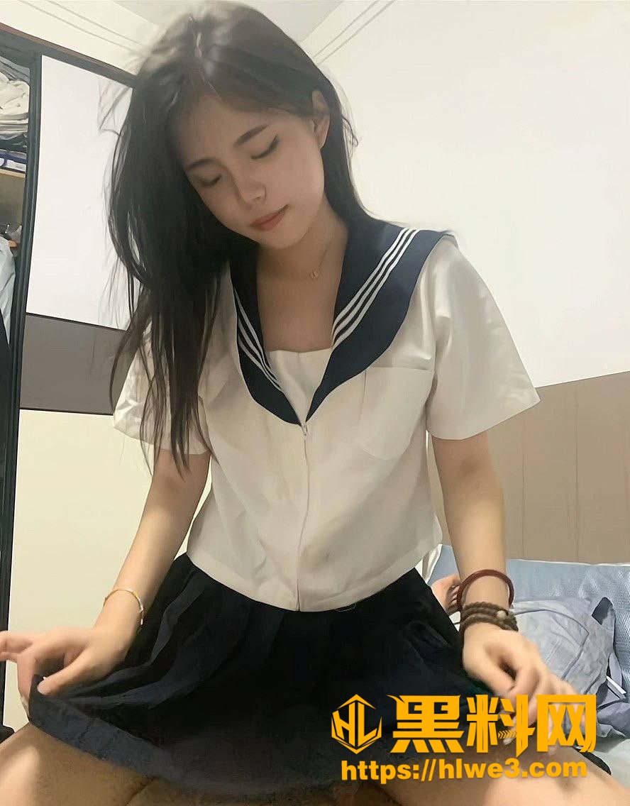 精神小伙后入反差母狗2