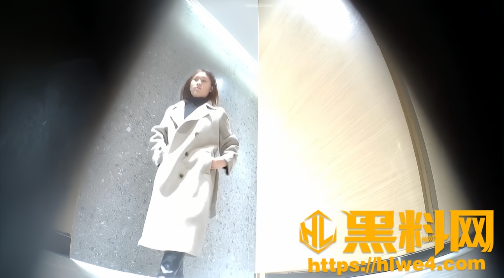 夜总会女厕偷拍1