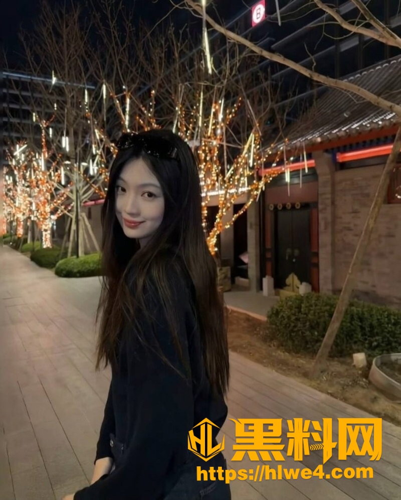 知三当三女网红9