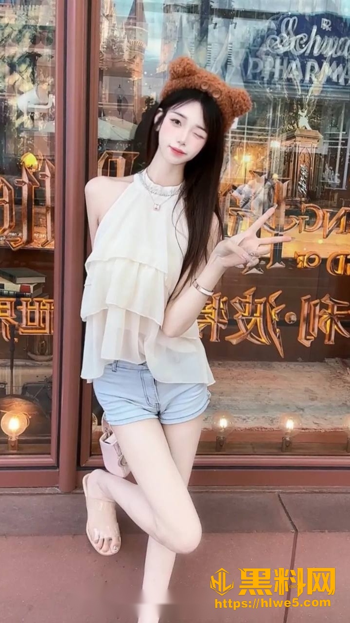 施施