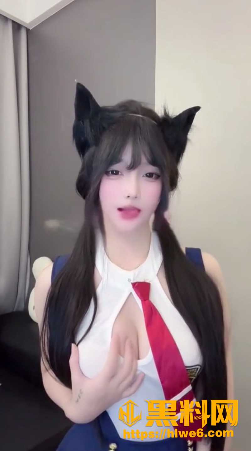 抖音网红小七性感视频4