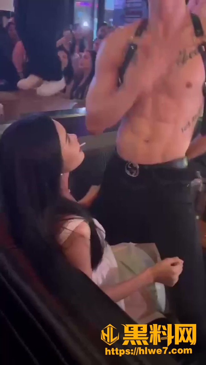 男模