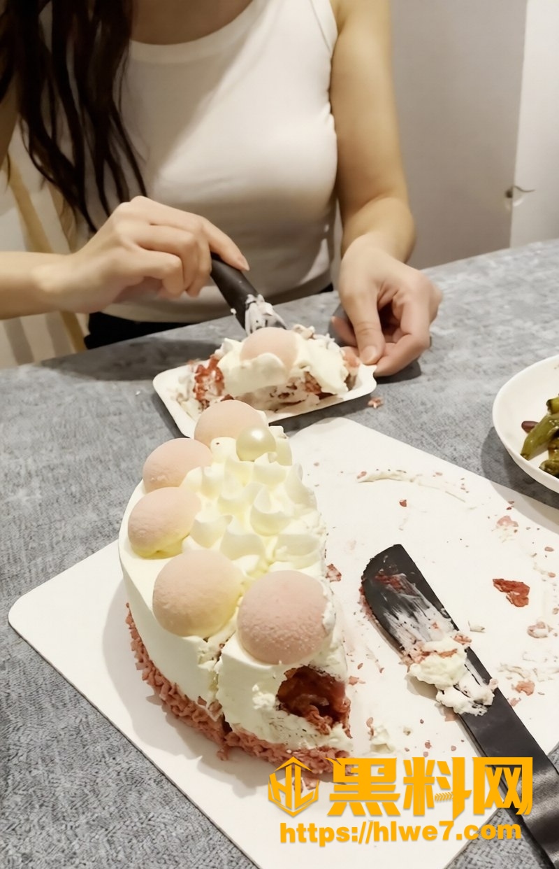 海角强上极品御姐房东视频1