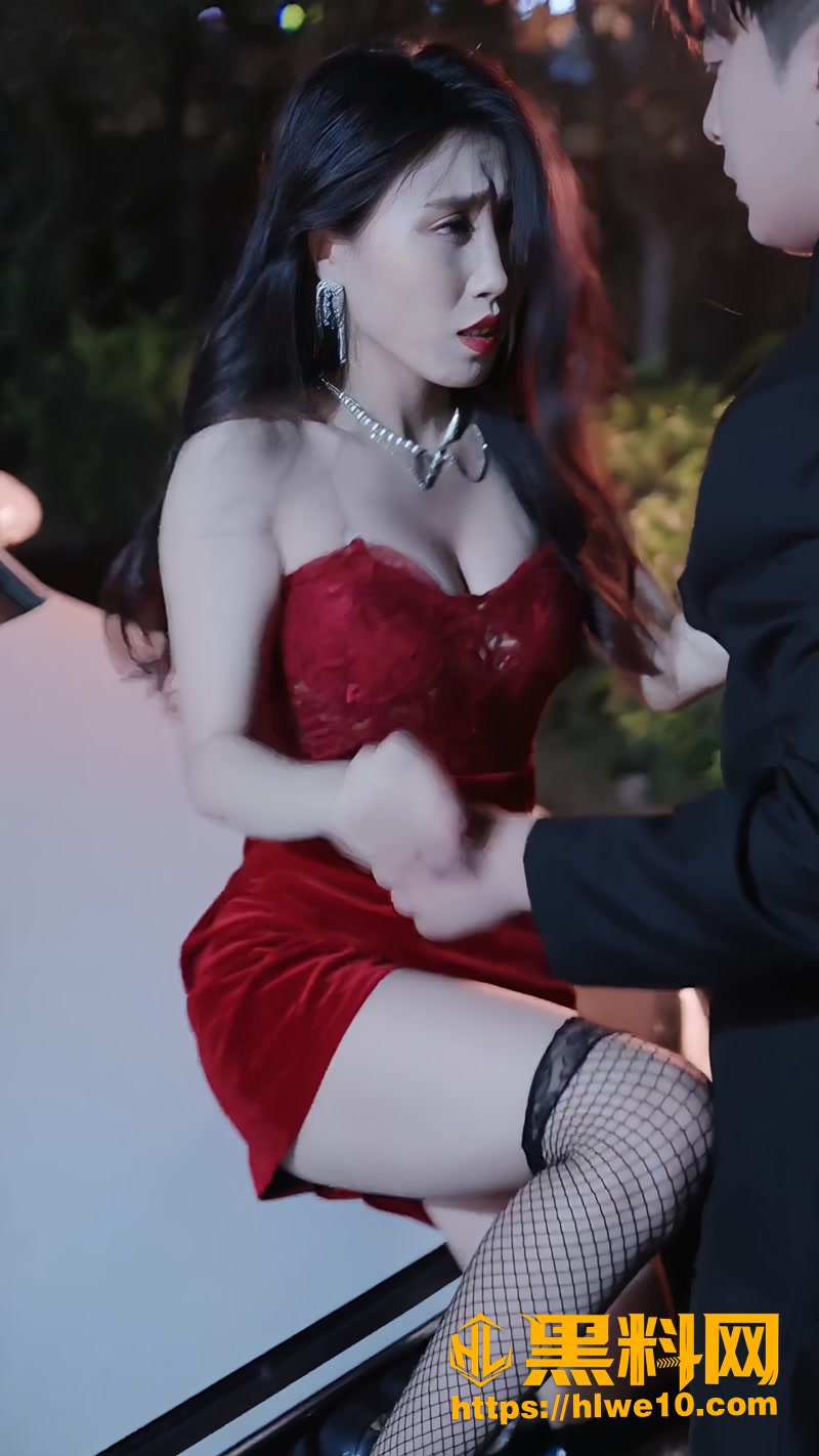 01擦边短剧撞击的火花1 1wm