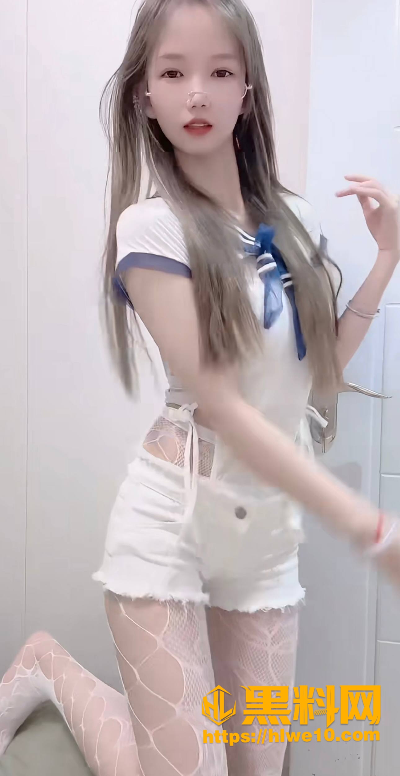 小酶女丝袜关情趣诱惑2