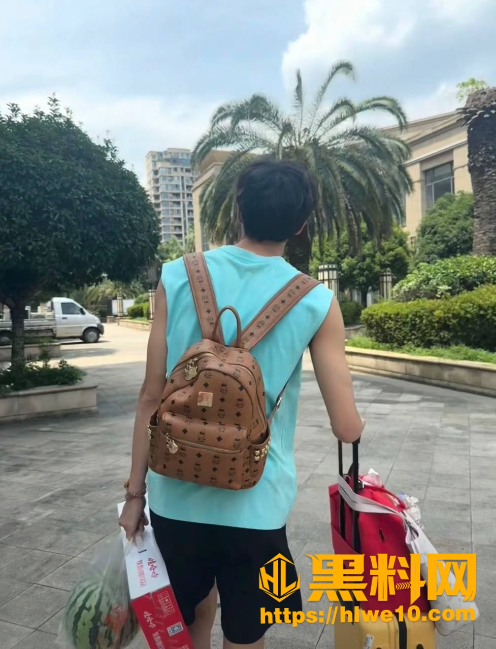 不吃汉堡多线出轨
