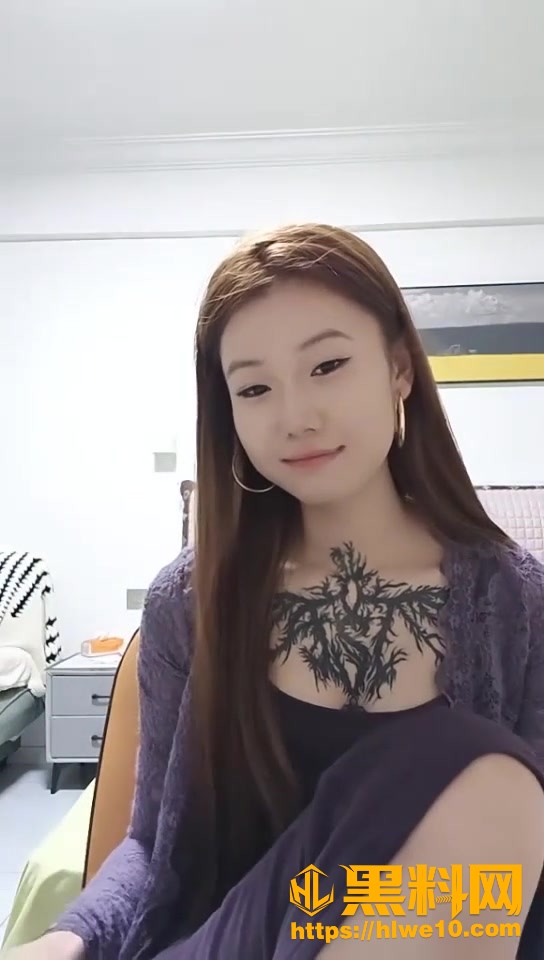 碧梨付洁湿身诱惑