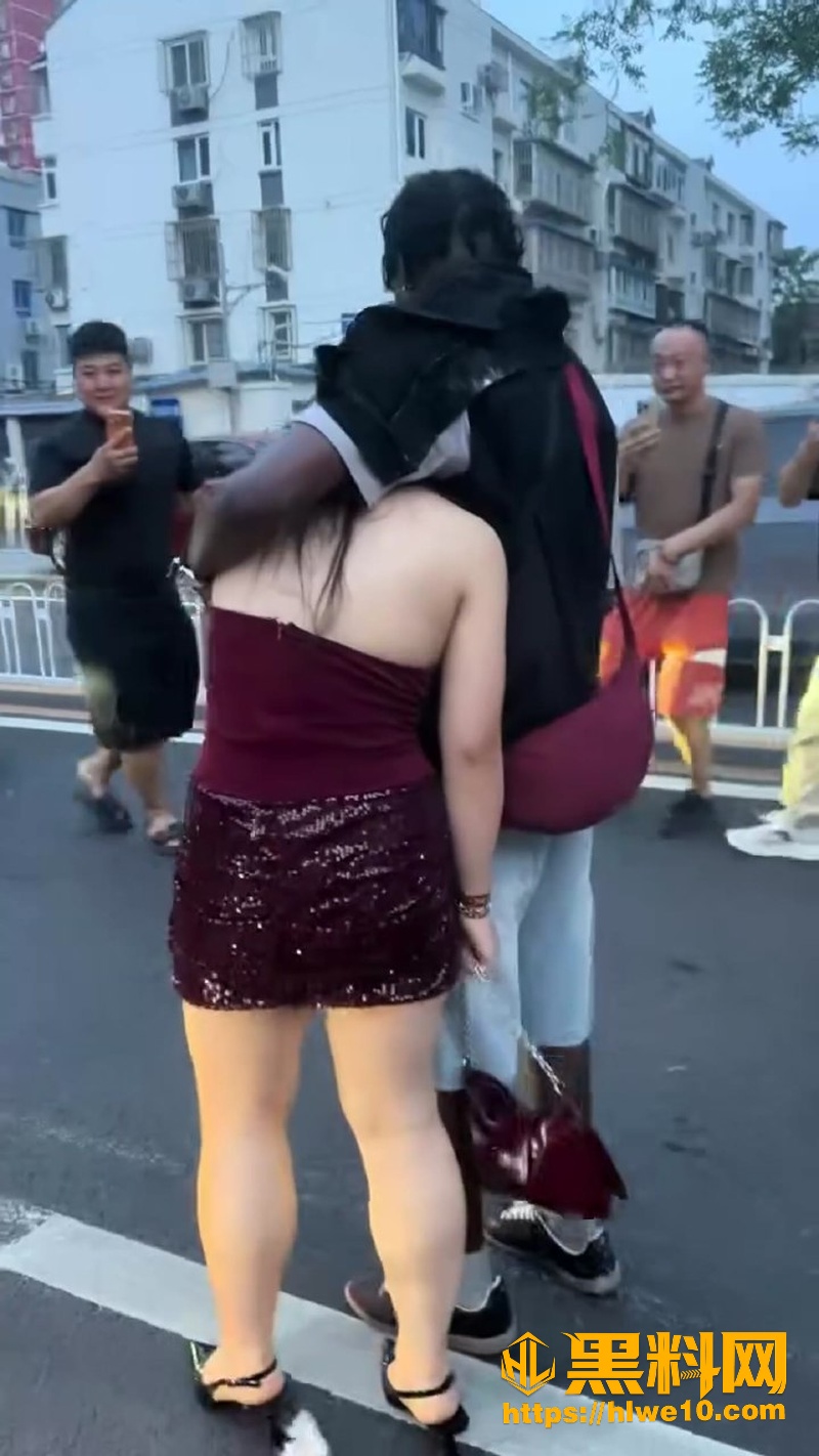 漂亮老婆竟成媚黑母狗2
