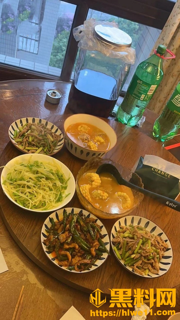 海角社区乱伦视频2