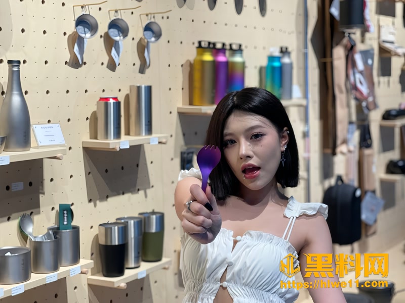 03武汉大学张晓曼私密视频1 3wm