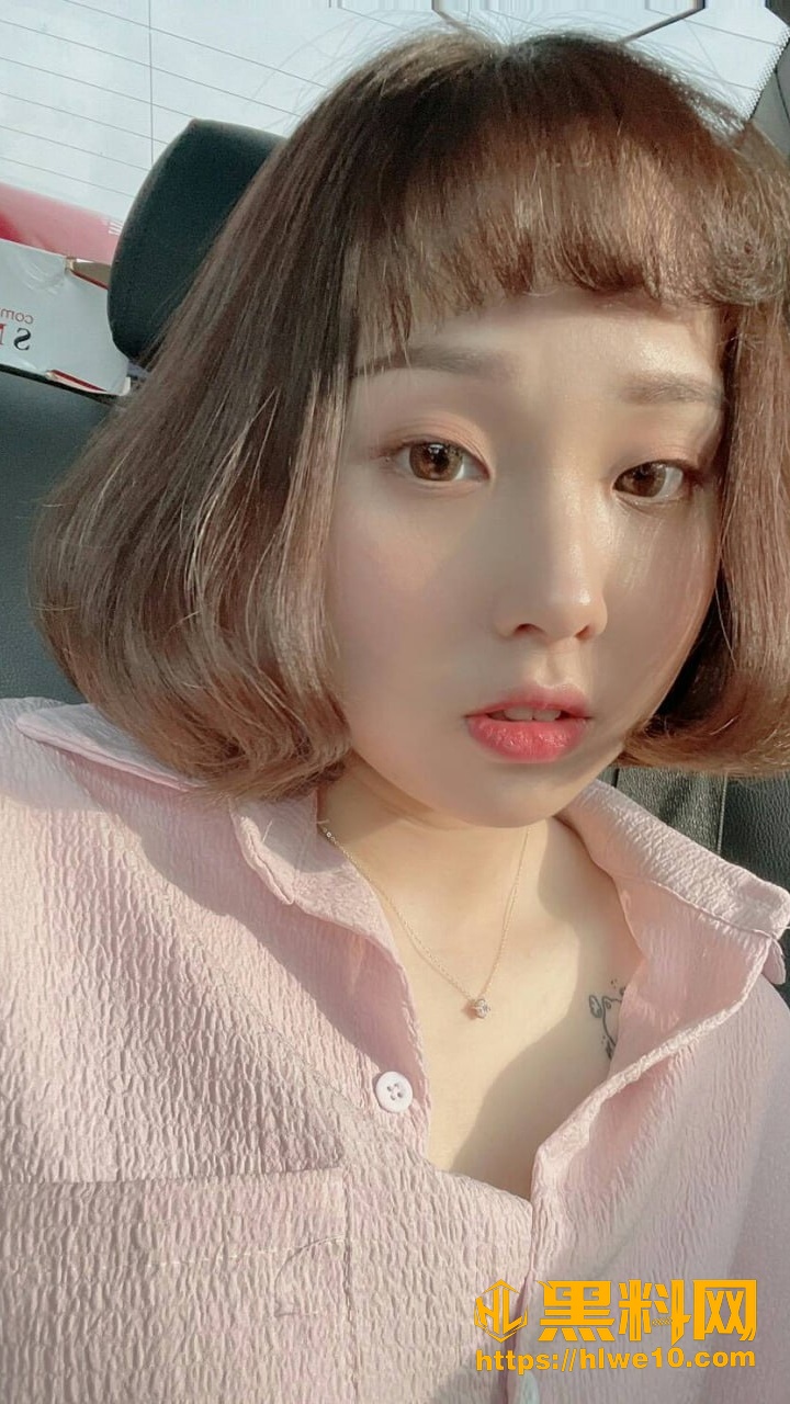 反差少妇口交视频1