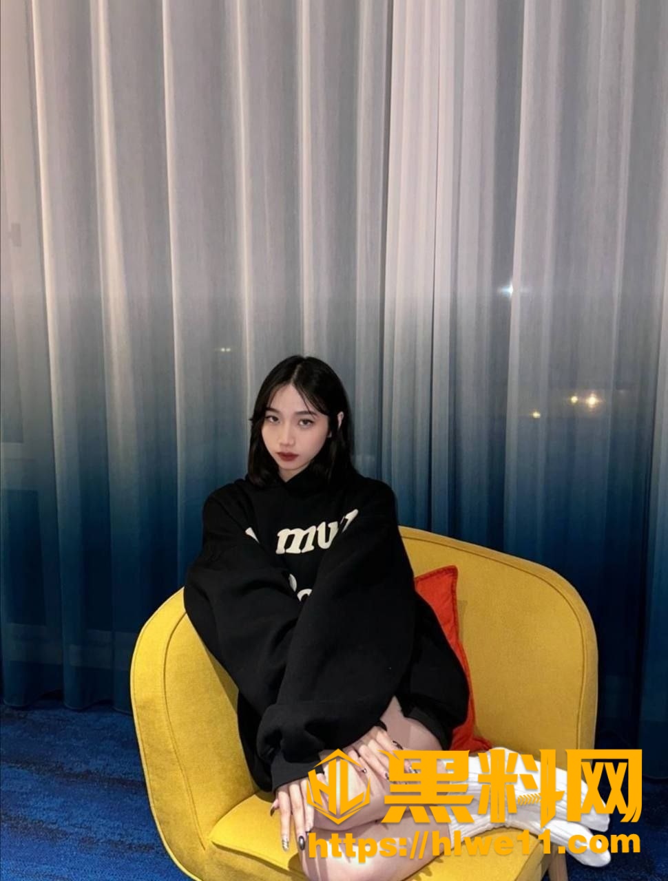 成功大学丽婷私密自拍视频1