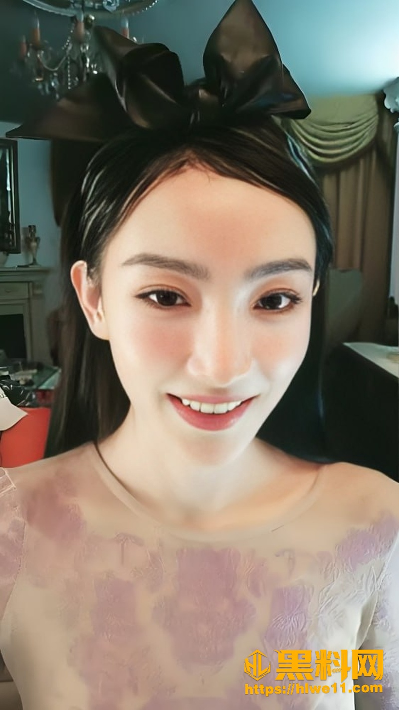 央视前主持人马卉2