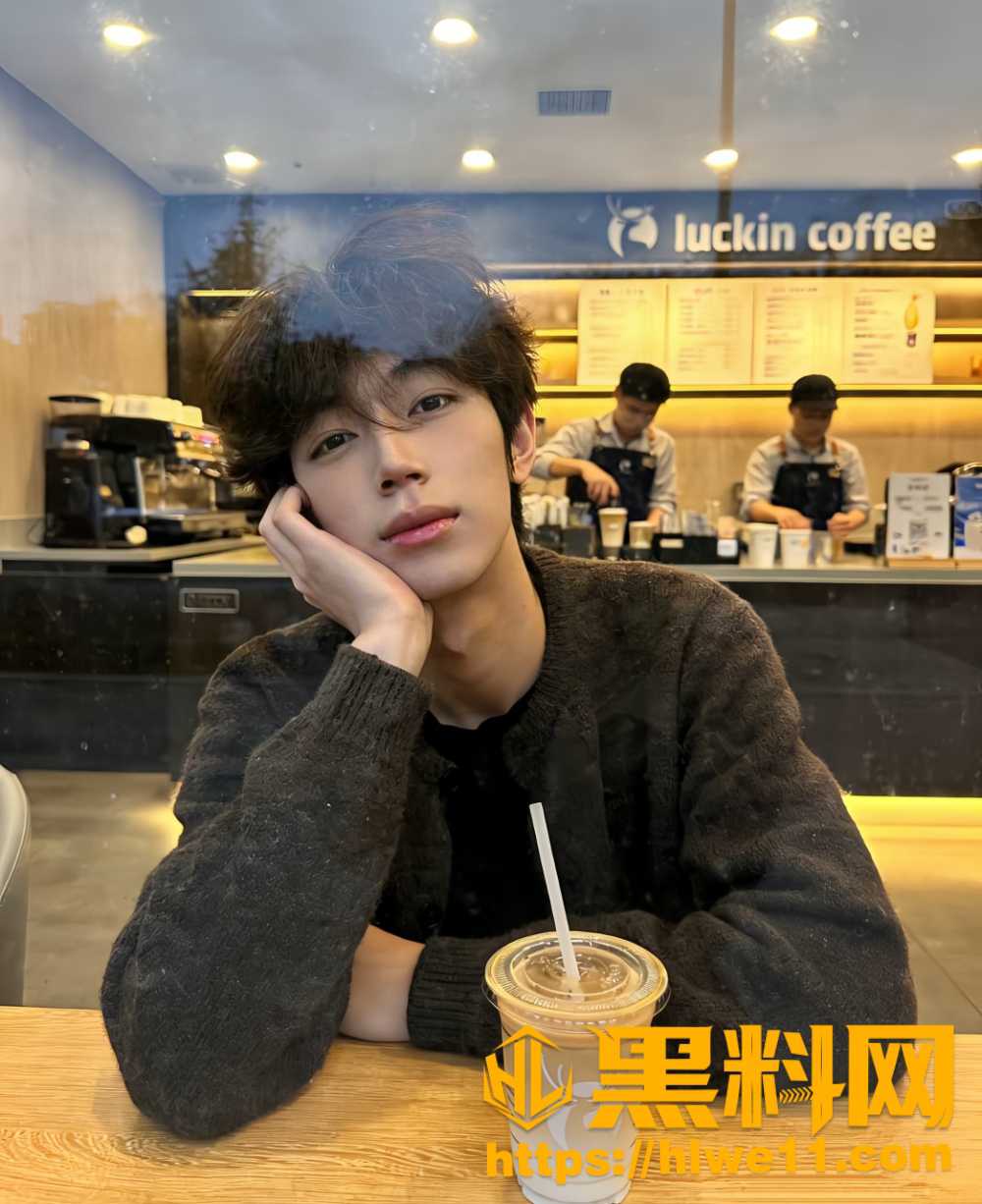 抖音男网红很普通女生4