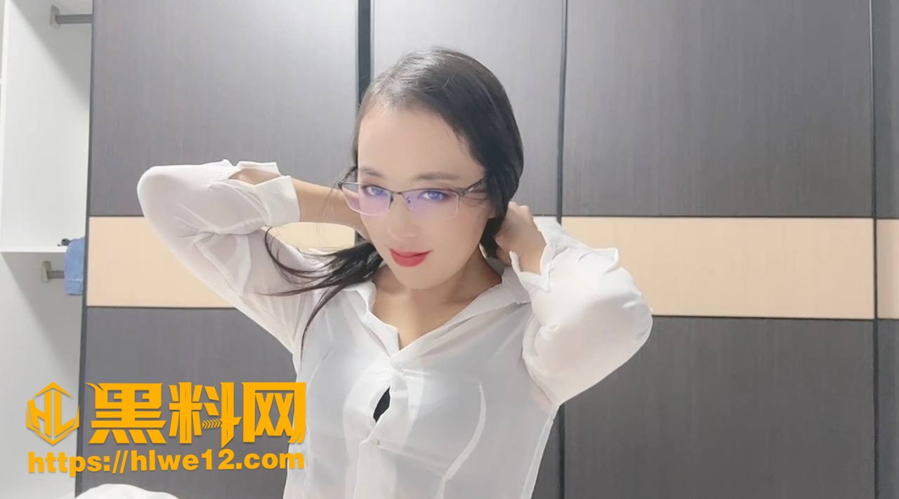 最新少妇偷情视频
