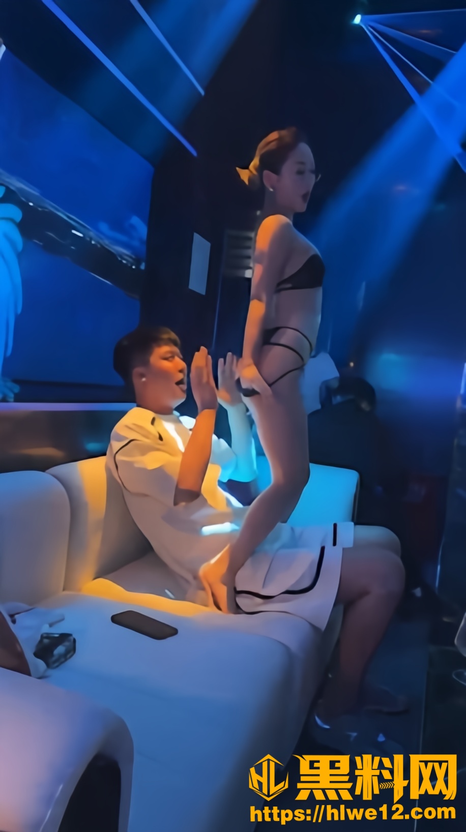 KTV性感女郎热舞视频1