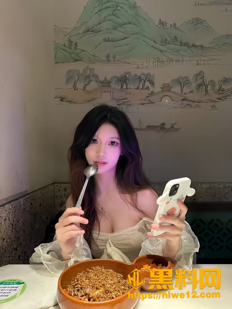 02研究生苏婉调教视频1 2wm