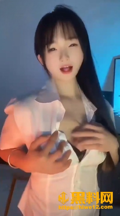 妮娜定制骚舞