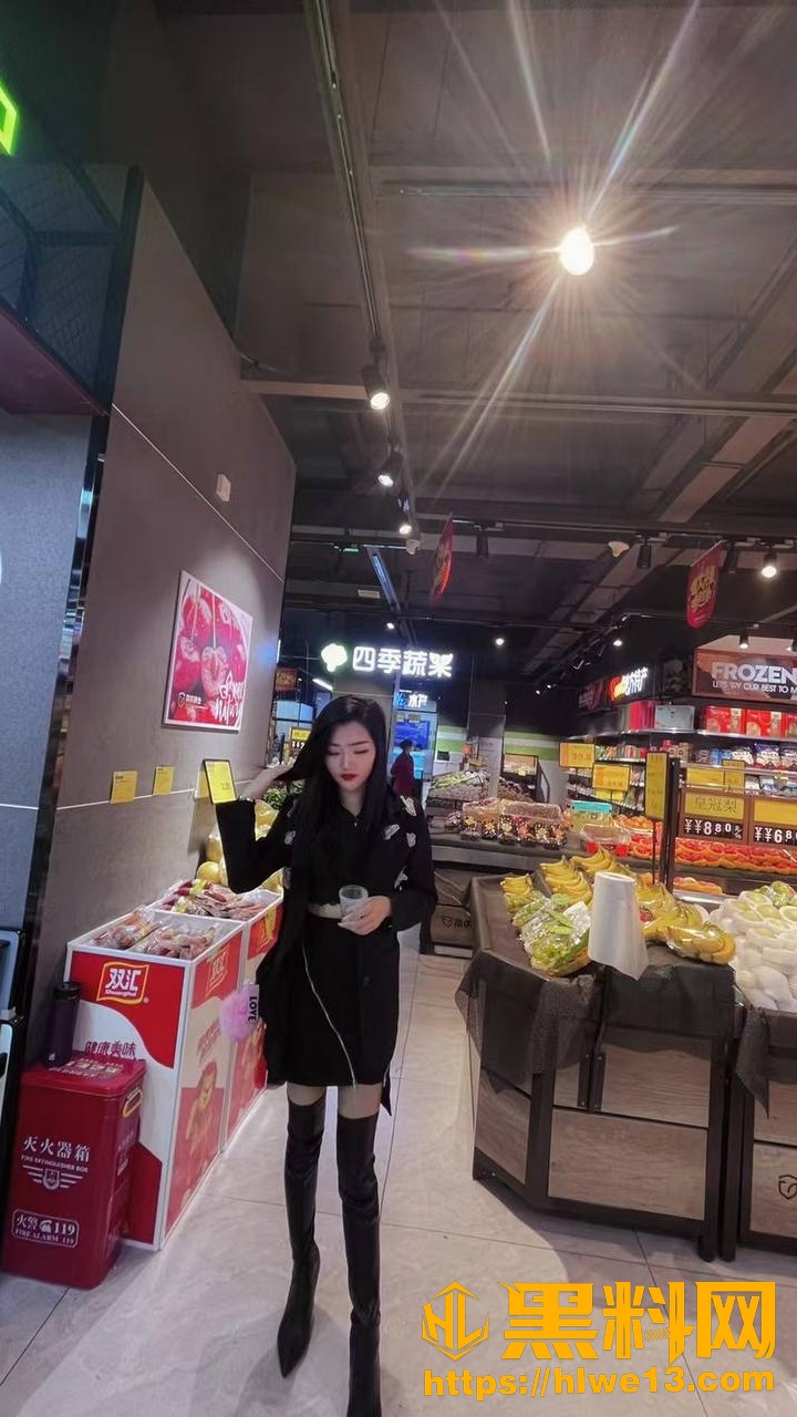 快手网红女配4