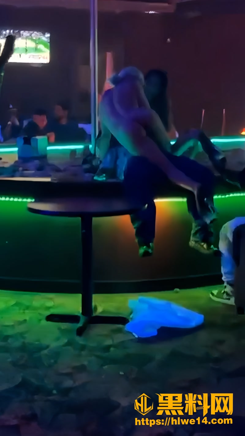 04奥斯汀酒吧1 4wm