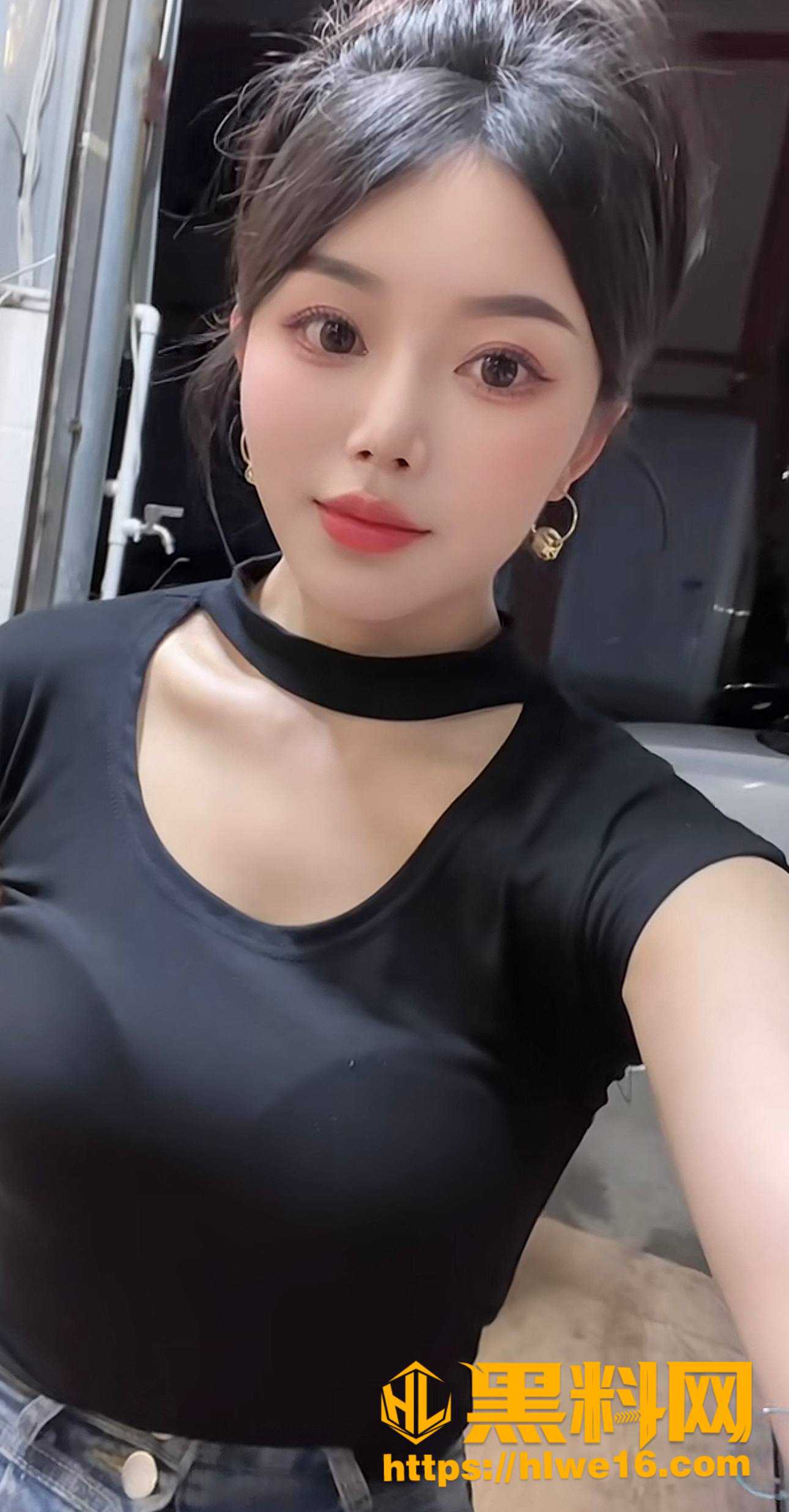 烧烤店老板娘裸聊福利