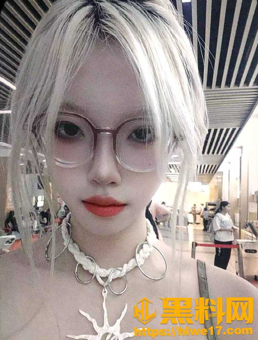 杨馨媛裸聊视频2