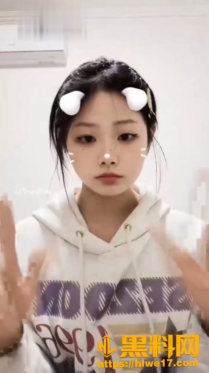 反差婊王茹燕口交福利