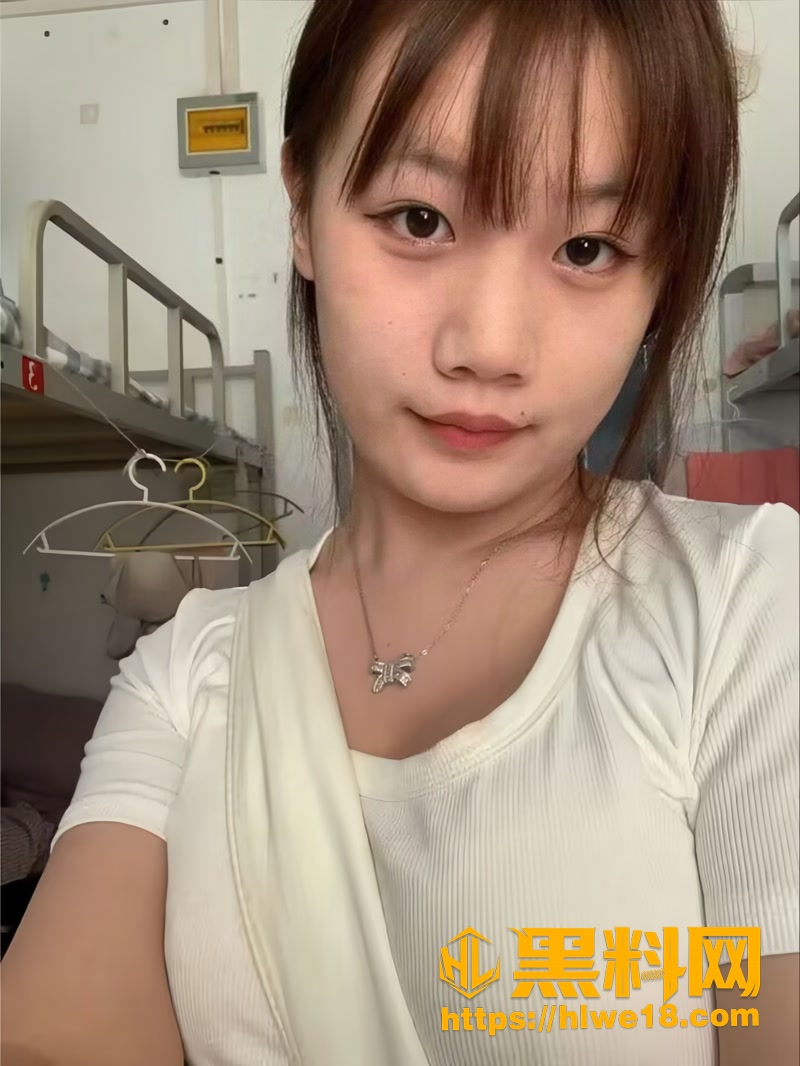 03眼镜学妹林晓雯性爱视频1 3wm