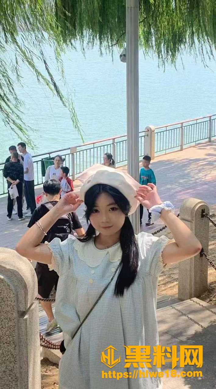 女友女仆装酒店性爱视频1